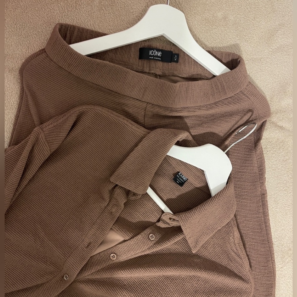 Taupe Ribbed Knit Sweater - Picture 3 of 8